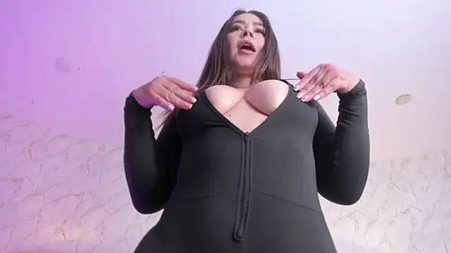 Snapshot of SofieReyes chatting on 18, 3, 2026 SofieReyes online show from 18, 3, 2026