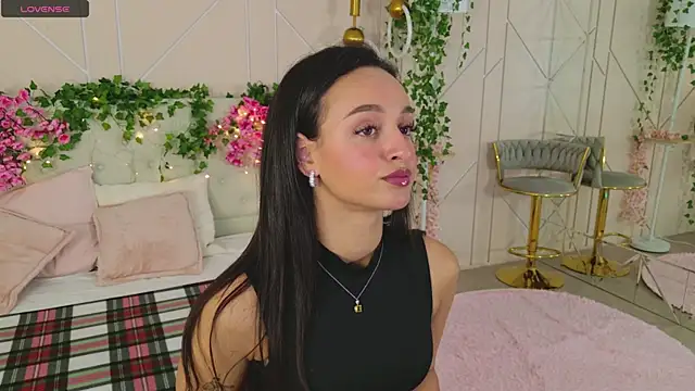 Lolly Neal online show from 10, 10, 2025