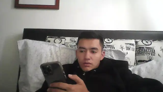 Snapshot of Estebitan_vm chatting on 4, 2, 2026 Estebitan vm online show from 4, 2, 2026