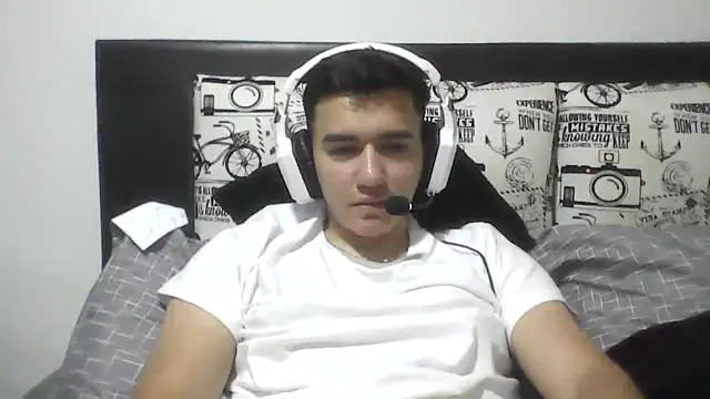 Snapshot of Estebitan_vm chatting on 25, 3, 2026 Estebitan vm online show from 25, 3, 2026