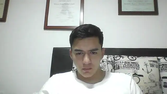 Snapshot of Estebitan_vm chatting on 7, 4, 2026 Estebitan vm online show from 7, 4, 2026