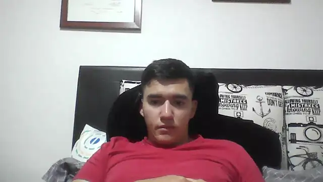 Snapshot of Estebitan_vm chatting on 13, 4, 2026 Estebitan vm online show from 13, 4, 2026