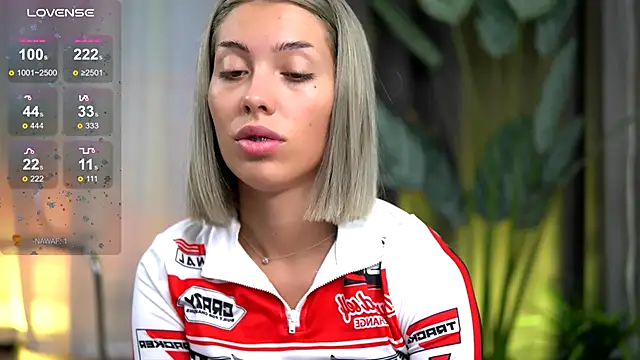 AudreyZanne online show from 3, 10, 2025