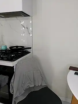 Snapshot of zarina3003 chatting on 5, 12, 2025 zarina3003 online show from 5, 12, 2025