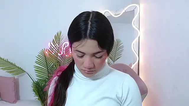 Snapshot of Chiara_tay chatting on 27, 9, 2025 Chiara tay online show from 27, 9, 2025