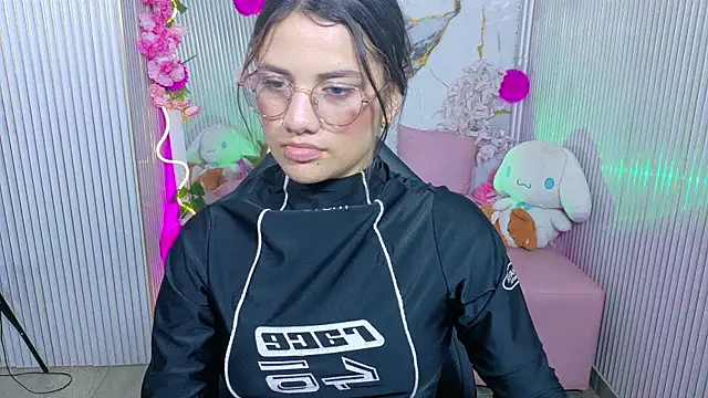 Chiara tay online show from 6, 6, 2026