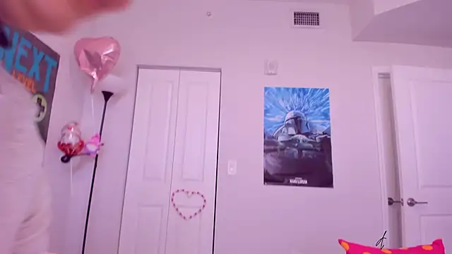 AngieDaniels1 online show from 7, 1, 2025