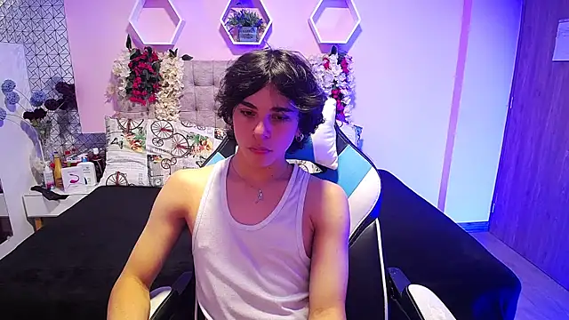 Luke Howland online show from 22, 1, 2025