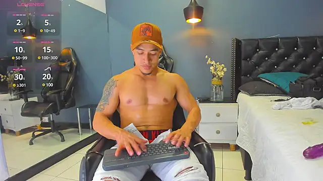 Bryson Collins  online show from 10, 2, 2025