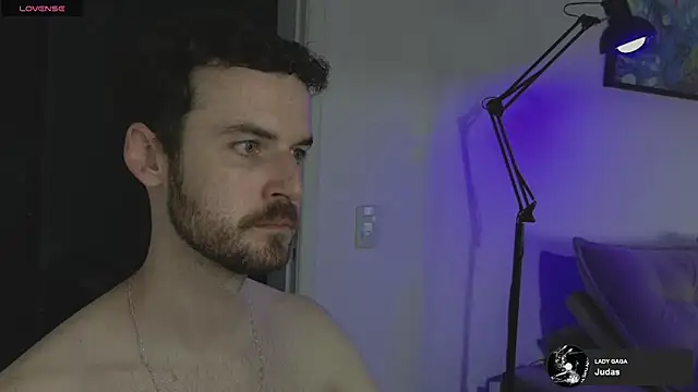 Snapshot of sexxxsutra chatting on 18, 2, 2026 sexxxsutra online show from 18, 2, 2026