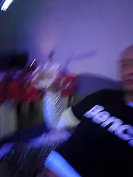 McdyllanXX online show from 9, 12, 2024