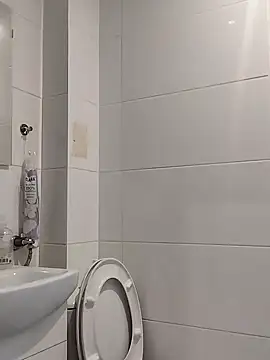 Snapshot of McdyllanXX chatting on 24, 2, 2026 McdyllanXX online show from 24, 2, 2026