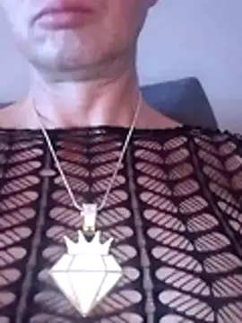 Snapshot of McdyllanXX chatting on 12, 4, 2026 McdyllanXX online show from 12, 4, 2026