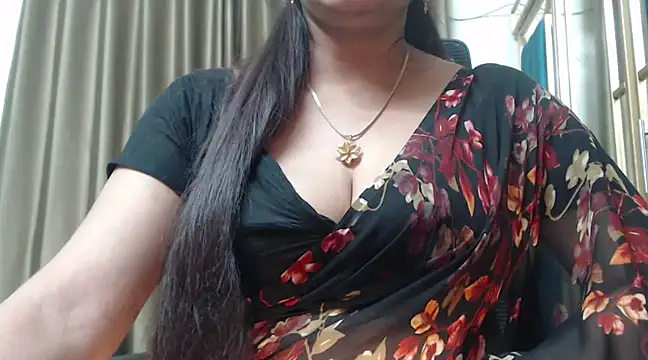 Snapshot of desi-maisa130 chatting on 20, 12, 2024 desi-maisa130 online show from 20, 12, 2024