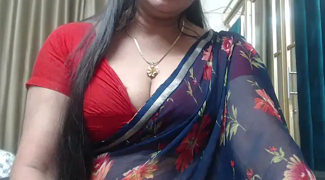 Snapshot of desi-maisa130 chatting on 11, 2, 2025 desi-maisa130 online show from 11, 2, 2025