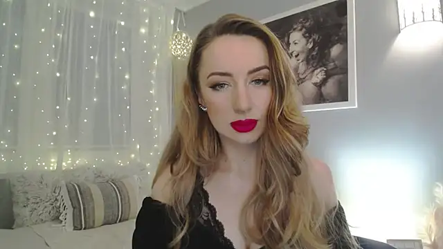 Snapshot of JulietteDiamond chatting on 19, 1, 2025 JulietteDiamond online show from 19, 1, 2025