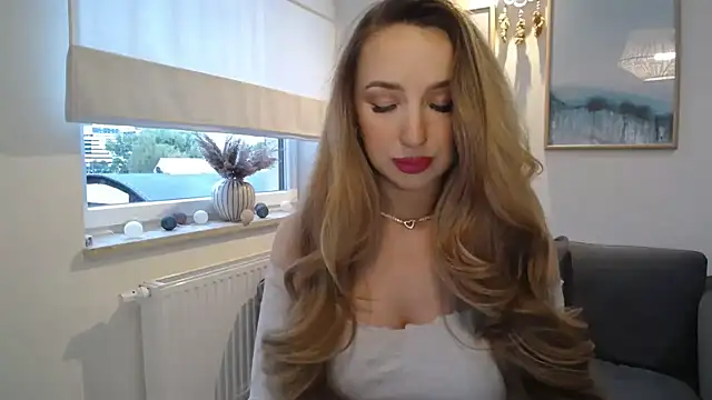 Snapshot of JulietteDiamond chatting on 22, 9, 2025 JulietteDiamond online show from 22, 9, 2025