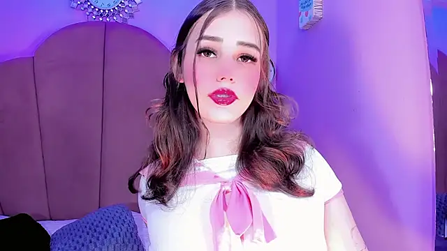 ValeriaAguilar online show from 30, 11, 2025