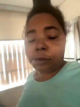 Snapshot of JCCaramelbarbie1 chatting on 12, 10, 2025 JCCaramelbarbie1 online show from 12, 10, 2025