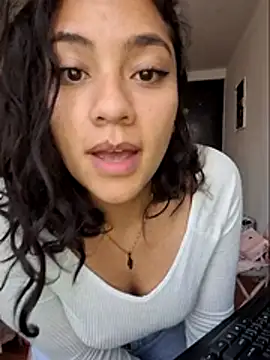 Snapshot of Thaliacooper_ chatting on 11, 12, 2024 Thaliacooper online show from 11, 12, 2024