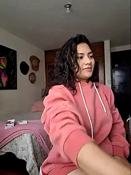 Snapshot of Thaliacooper_ chatting on 21, 12, 2024 Thaliacooper online show from 21, 12, 2024