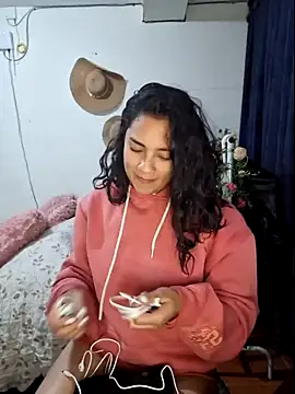 Snapshot of Thaliacooper_ chatting on 25, 1, 2025 Thaliacooper online show from 25, 1, 2025