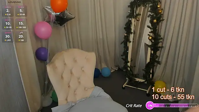 Snapshot of skye_sky chatting on 9, 1, 2025 skye sky online show from 9, 1, 2025