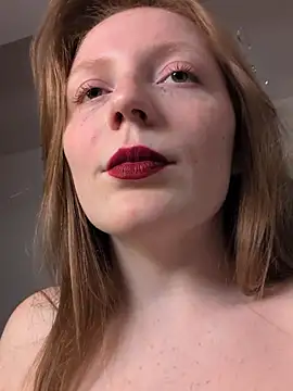 Snapshot of FENIX_ZLA chatting on 16, 12, 2025 FENIX ZLA online show from 16, 12, 2025