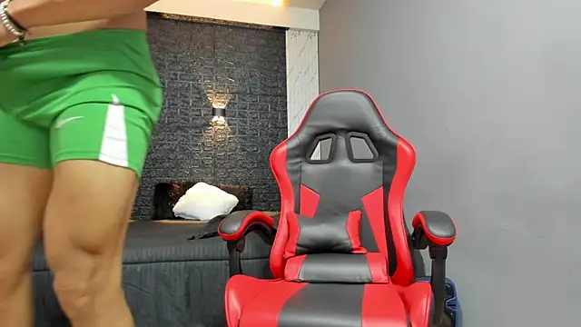 Snapshot of taurus_boy1 chatting on 21, 10, 2025 taurus boy1 online show from 21, 10, 2025