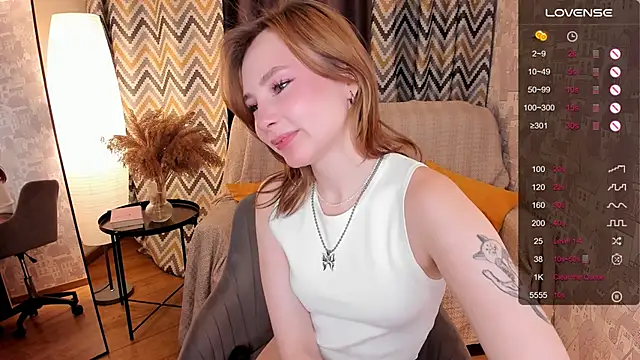 Snapshot of LanaBlu_ chatting on 17, 1, 2025 LanaBlu online show from 17, 1, 2025