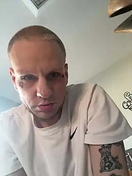 Snapshot of VixyGang chatting on 15, 2, 2026 VixyGang online show from 15, 2, 2026