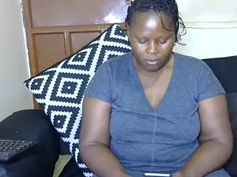 Snapshot of Pretty_lilly02 chatting on 28, 2, 2025 Pretty lilly02 online show from 28, 2, 2025
