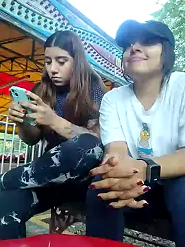 Snapshot of caro_sweett chatting on 10, 12, 2024 caro sweett online show from 10, 12, 2024