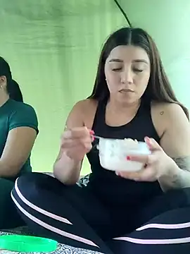 Snapshot of caro_sweett chatting on 16, 12, 2024 caro sweett online show from 16, 12, 2024