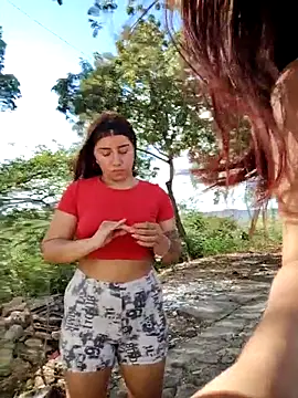 Snapshot of caro_sweett chatting on 10, 9, 2025 caro sweett online show from 10, 9, 2025