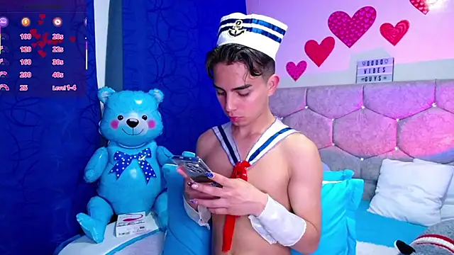 OwenBluee online show from 17, 2, 2025