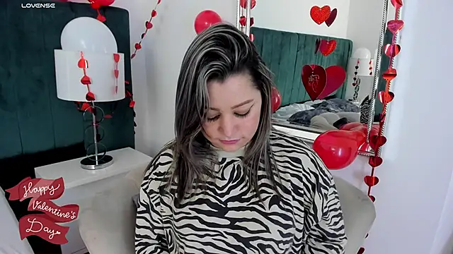 PandoraB  online show from 17, 2, 2025