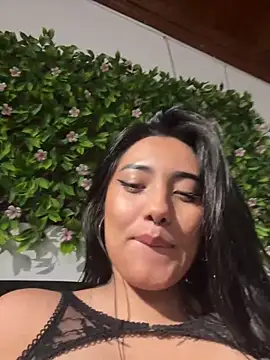 Snapshot of angellique_22 chatting on 8, 11, 2025 angellique 22 online show from 8, 11, 2025