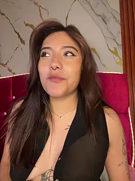 Snapshot of angellique_22 chatting on 20, 12, 2025 angellique 22 online show from 20, 12, 2025