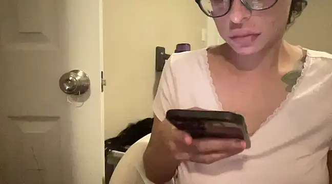 Snapshot of myloveforyouu chatting on 13, 12, 2024 myloveforyouu online show from 13, 12, 2024