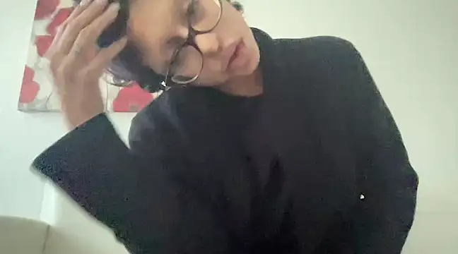 Snapshot of myloveforyouu chatting on 19, 12, 2024 myloveforyouu online show from 19, 12, 2024