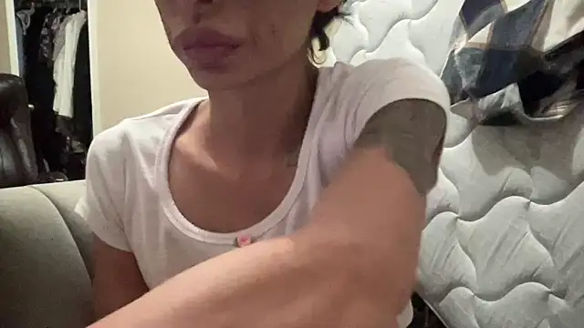 myloveforyouu online show from 7, 5, 2026