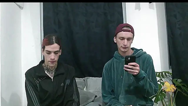 Snapshot of Dan_Yagami chatting on 23, 12, 2024 Dan Yagami online show from 23, 12, 2024