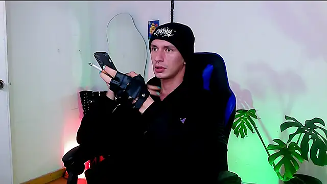 Snapshot of Dan_Yagami chatting on 26, 9, 2025 Dan Yagami online show from 26, 9, 2025