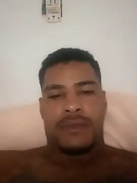 Snapshot of elqtalxxx chatting on 22, 10, 2025 elqtalxxx online show from 22, 10, 2025