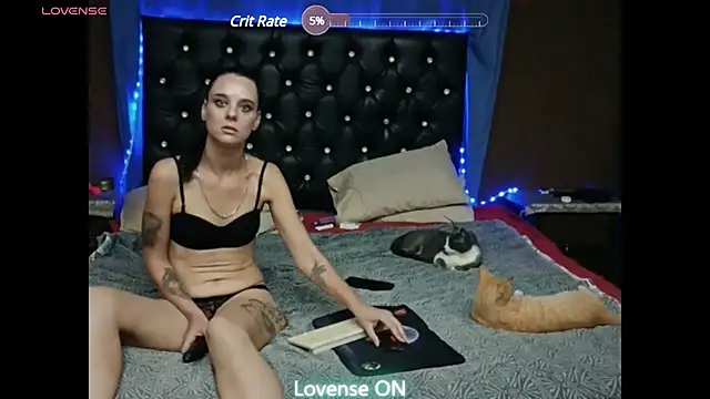 WetnWildRoxy online show from 10, 1, 2025
