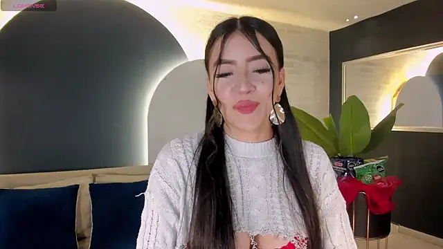 Snapshot of ValeriaRiveraX chatting on 24, 12, 2024 ValeriaRiveraX online show from 24, 12, 2024