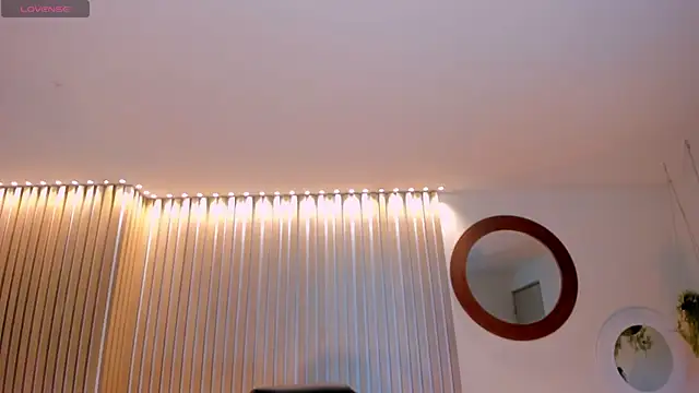 ValeriaRiveraX online show from 7, 2, 2026