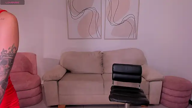 MariaHerrera  online show from 19, 9, 2025