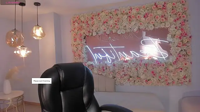 ArianaDumont online show from 2, 5, 2026